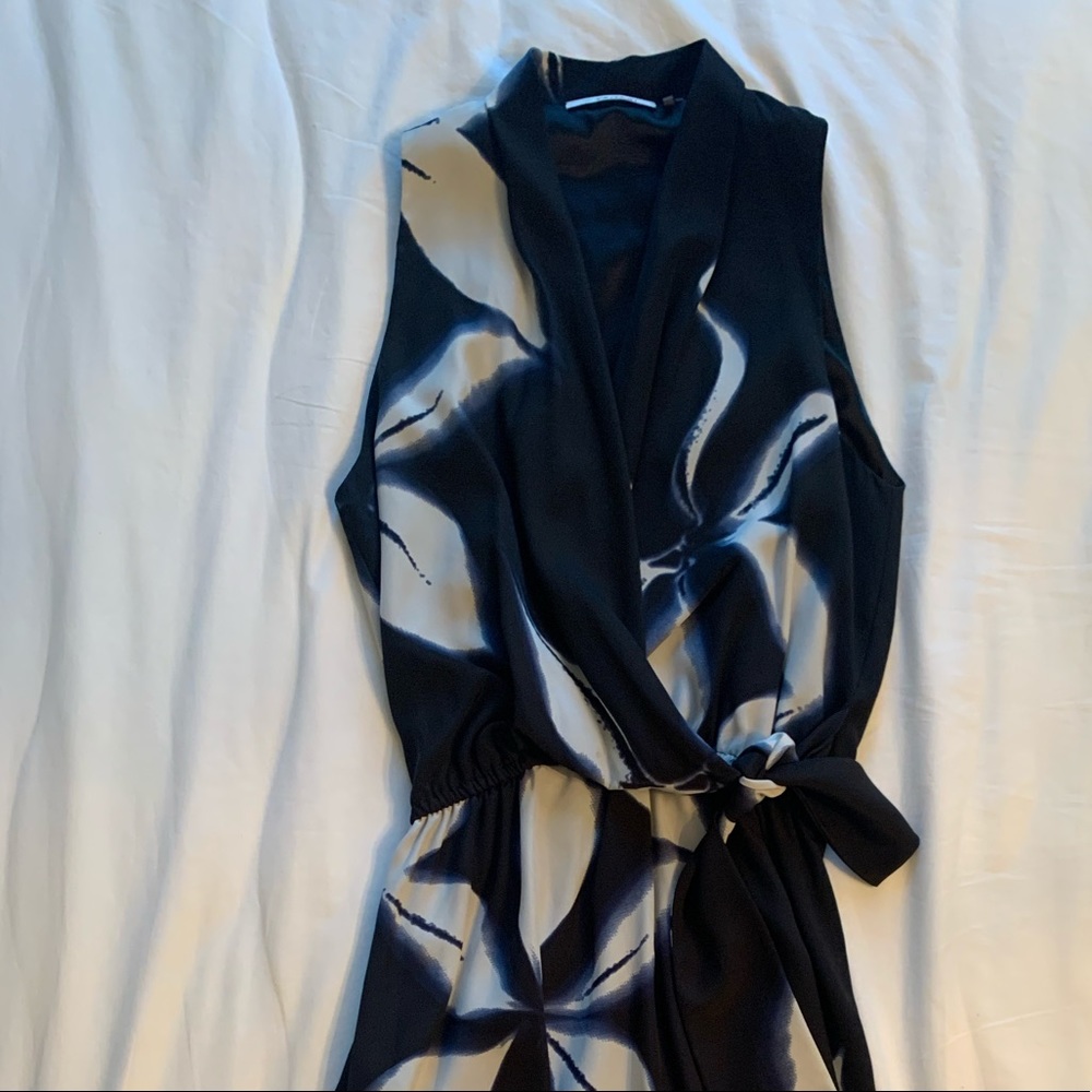Navy Blue Floral T Tahiri Dress